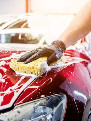Pulizia e cura auto
